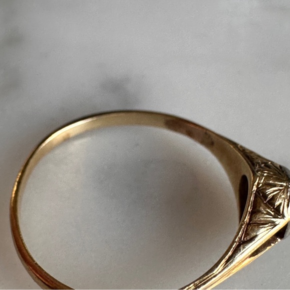 14k antique diamond ring size 3.5 - Picture 3 of 5
